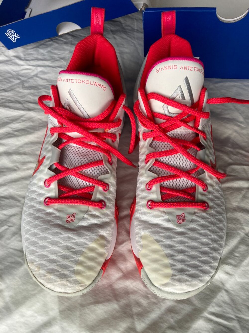 Nike Giannis Immortality Rose Men's Sneakers Size 10